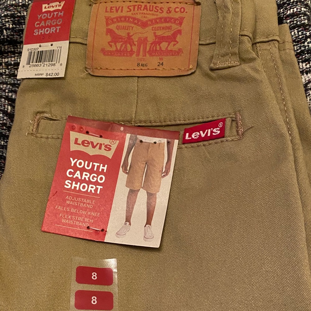 Levi Strauss Youth Cargo Short!! NWT!!